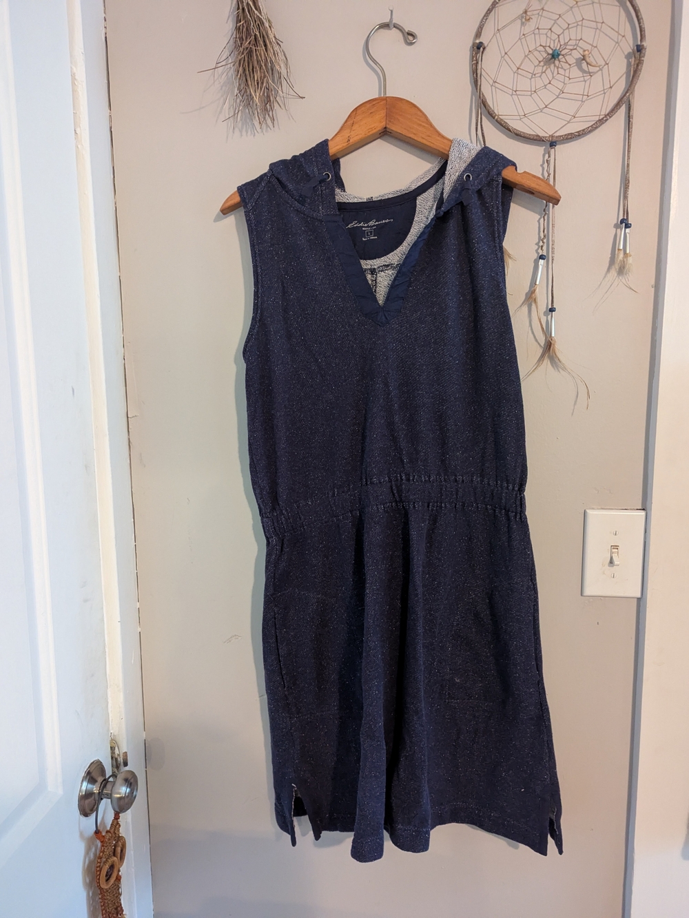Sweater Subcategory Identification - Picture 3 of 4